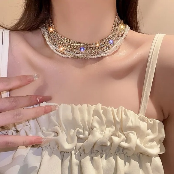 NEW Multi Layered Shiny Irridescent Rhinestone Chain Choker Statement Necklace - Picture 4 of 10